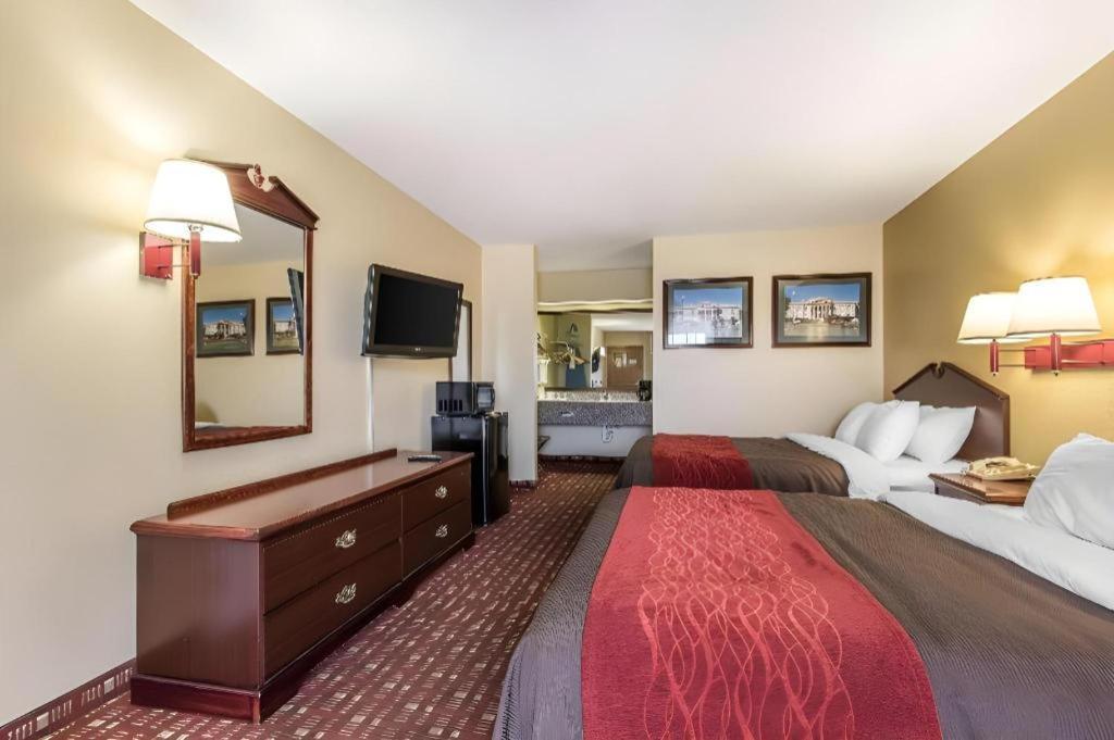 Quality Inn Andalusia Exterior photo
