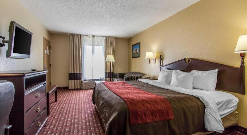 Quality Inn Andalusia Exterior photo